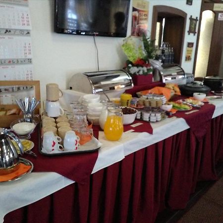 Hovirag Panzio Hotell Borzont Eksteriør bilde