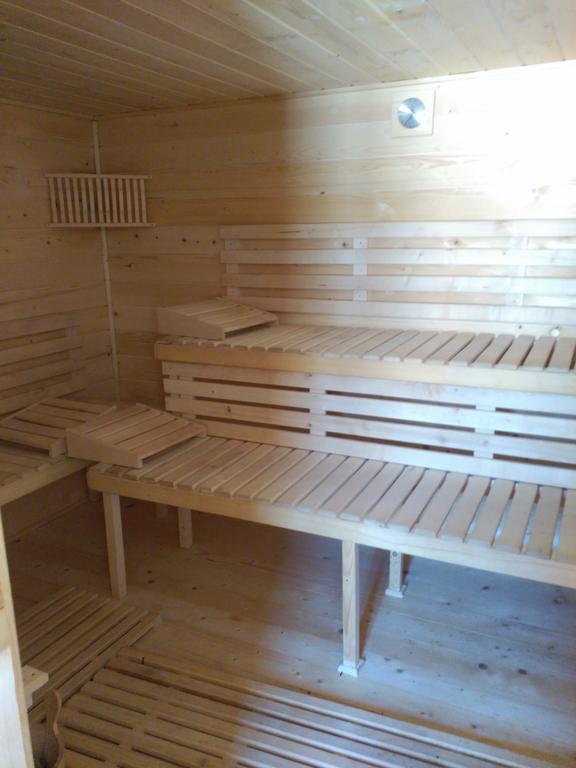 Hovirag Panzio Hotell Borzont Eksteriør bilde
